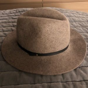 Banana Republic Felt Hat